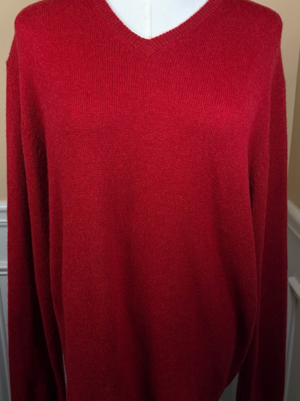 ❤️ Northern Isles 100% Cashmere Red V-Neck Sweater Men’s S / Oversized Women’s